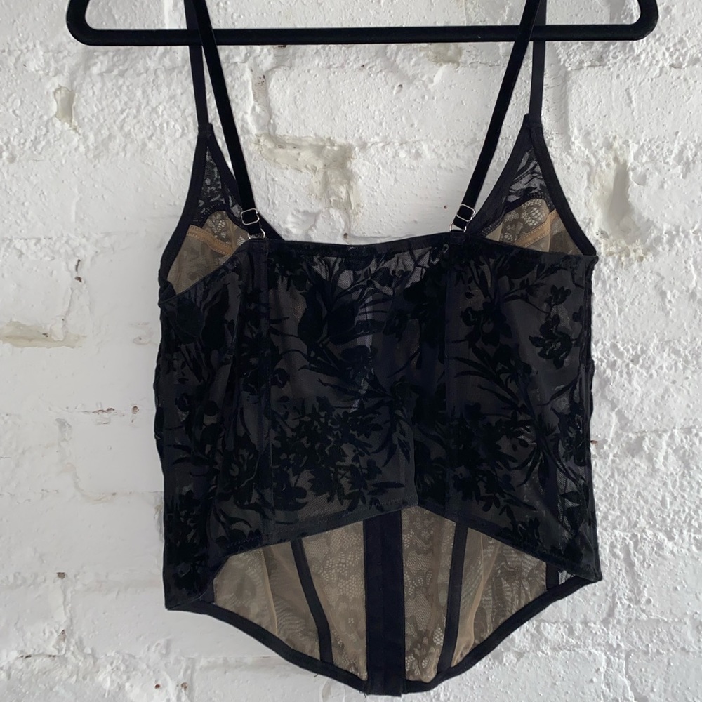Urban Outfitters Corset. Size XL. New With Tags! - Picture 3 of 3
